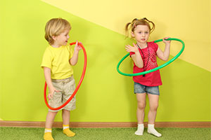 Children playing at the circus workshop